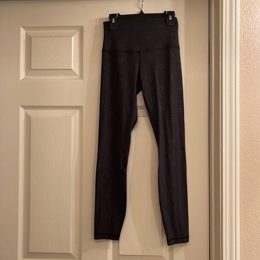 25" Lululemon Align leggings